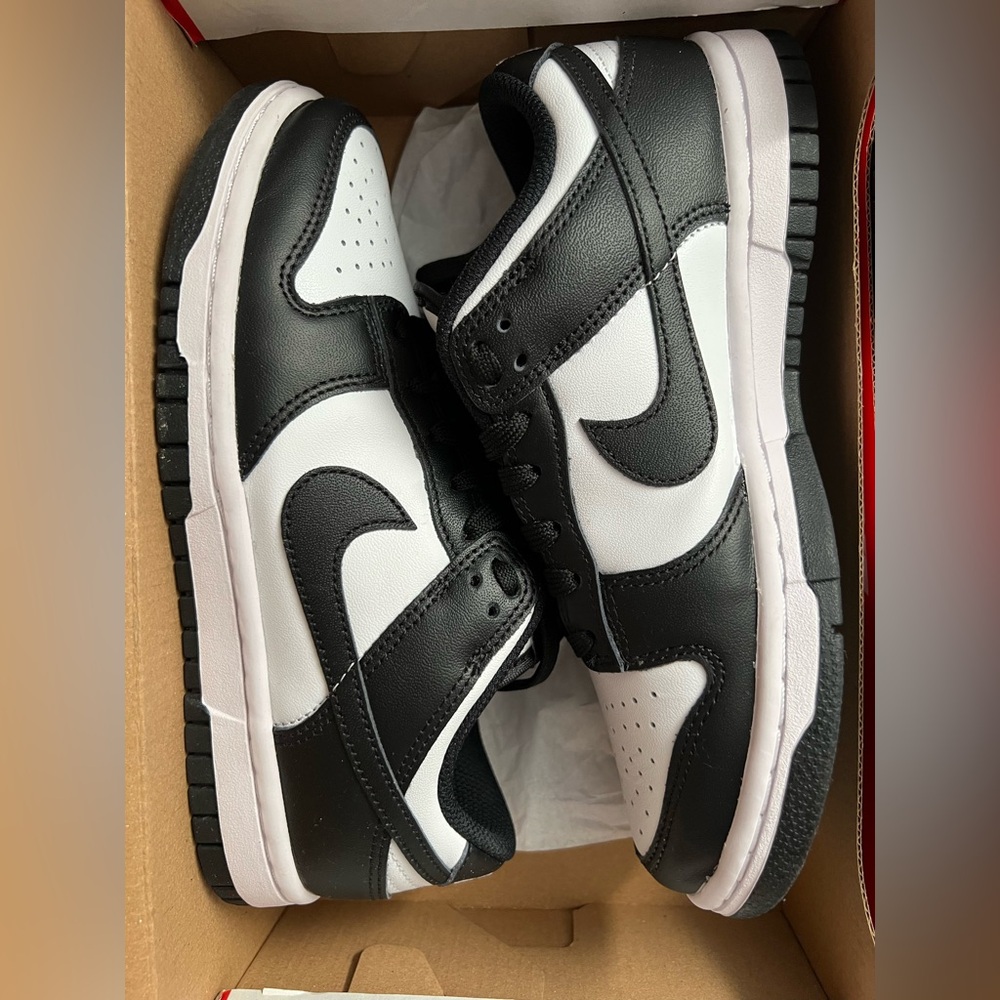 Nike Dunk Low (Panda)